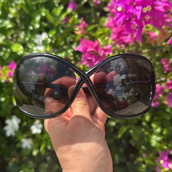 Tom Ford Black Sunglasses - Whitney - Picture 9 of 9